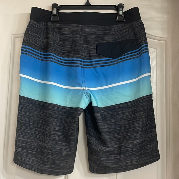 Goodfellow & Co Men’s Swim Shorts Size 30 - Picture 2 of 7